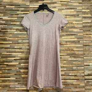 Toad & Co. T Shirt V-Neck Short Sleeve Dress XS